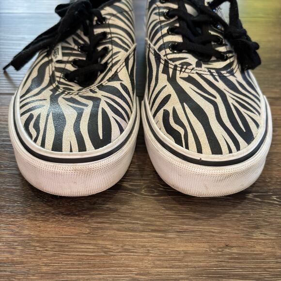 Vans Shoes Women 7 Zebra Metallic Black White Low Top Lace Up - Picture 3 of 10